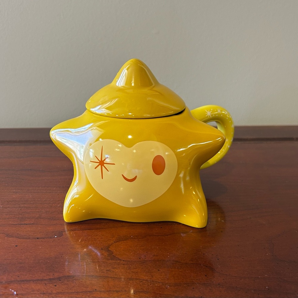 DISNEY Wish movie Star Mug with Lid and Handle. NWT